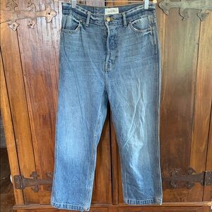 THE GREAT. Straight Leg Crop Jeans in Washed Blue